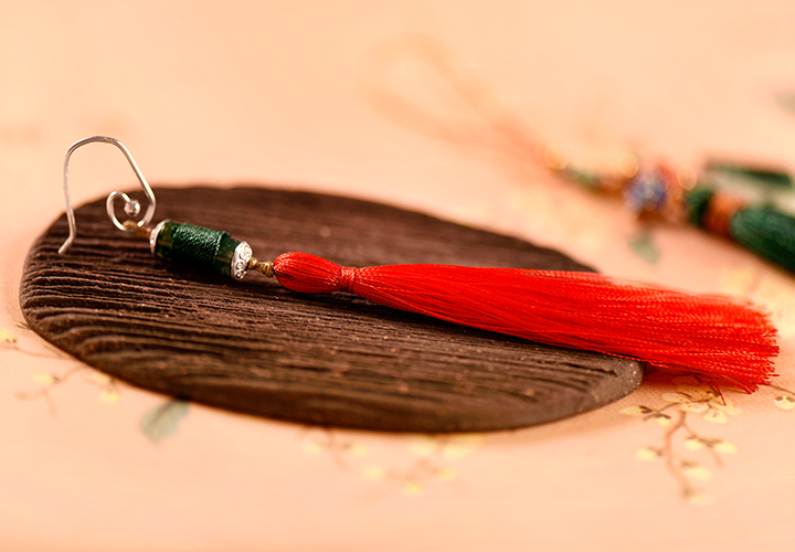 瑪瑙紅流蘇氣質耳環(huán)，古風本命年耳環(huán)首飾