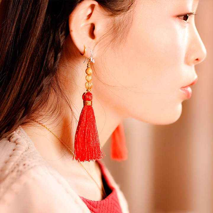 正紅流蘇氣質(zhì)耳環(huán)，天然發(fā)晶耳環(huán)首飾