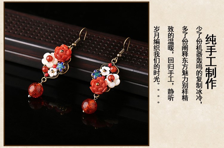 紅色民族風(fēng)耳環(huán)，復(fù)古長(zhǎng)款喜慶古風(fēng)吊墜耳環(huán)