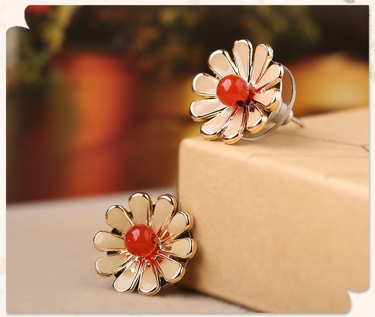 復(fù)古風(fēng)花朵小巧耳釘，簡(jiǎn)約時(shí)尚瑪瑙耳釘首飾