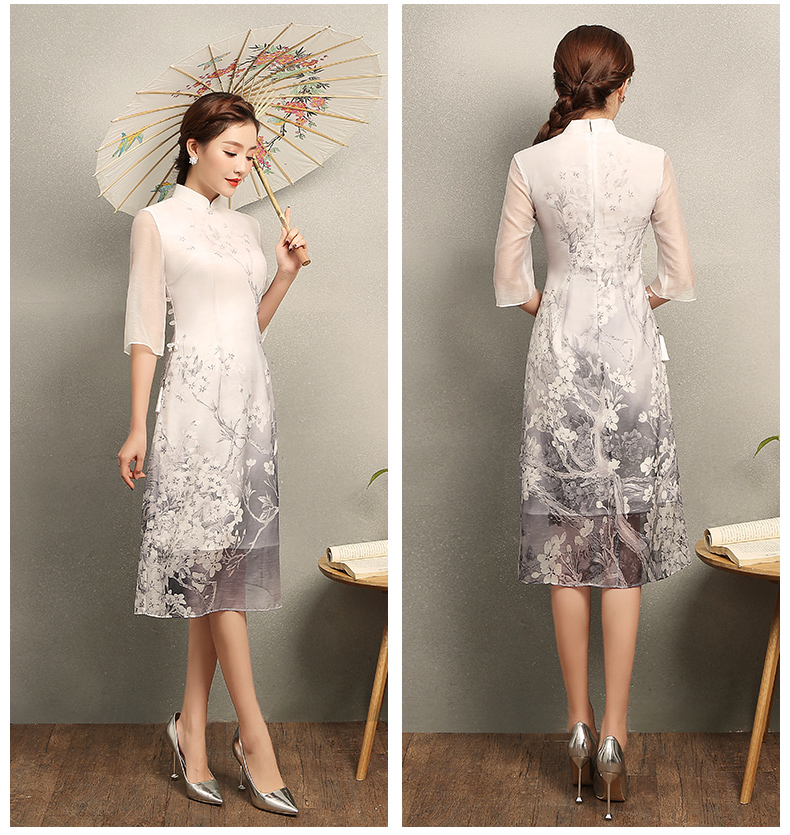 清麗淡雅櫻香旗袍，時尚印花旗袍裙