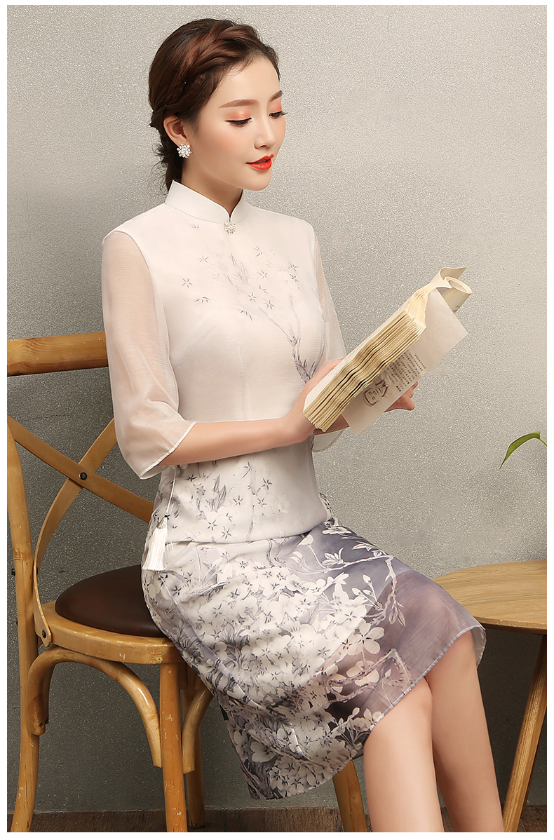清麗淡雅櫻香旗袍，時尚印花旗袍裙