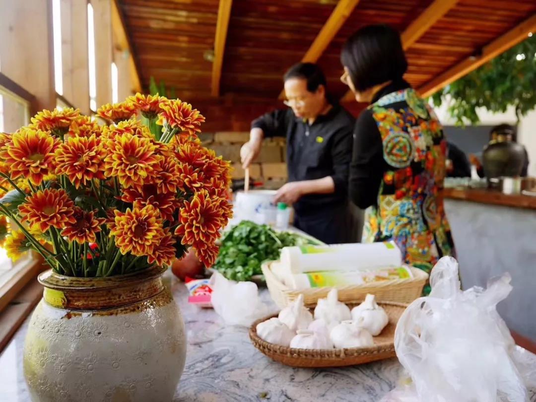 古山重水云間，細(xì)水長流吸引你