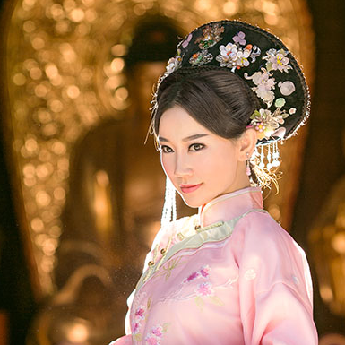 清新桃林妃子帶團扇女生頭像，唯美古風(fēng)真人頭