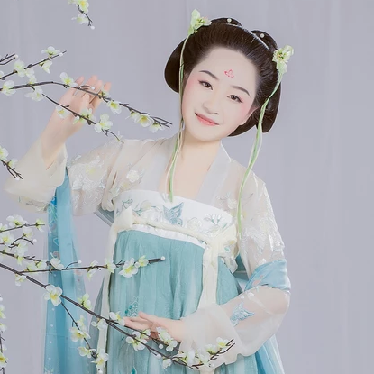 清新淡藍(lán)文藝女生頭像，唯美古風(fēng)真人頭像