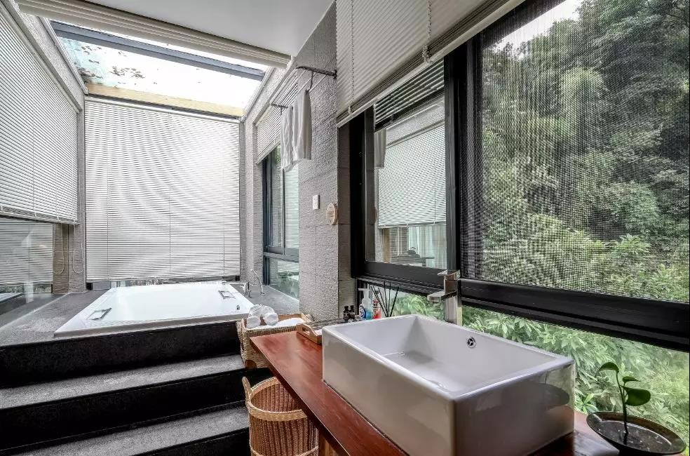 上山上去生活吧，上山上迎你還家！