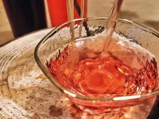 上山上去生活吧，上山上迎你還家！