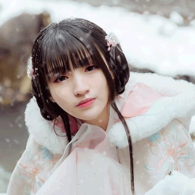 白雪飄落清新氣質(zhì)女生頭像，唯美古風(fēng)真人頭像