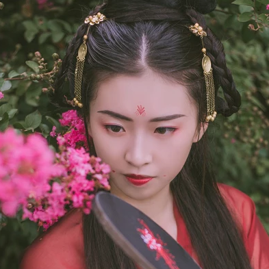 花顏古典氣質(zhì)女生頭像，唯美古風(fēng)真人頭像