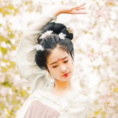 氣質(zhì)花朵帶傘女生頭像，唯美古風(fēng)真人頭像