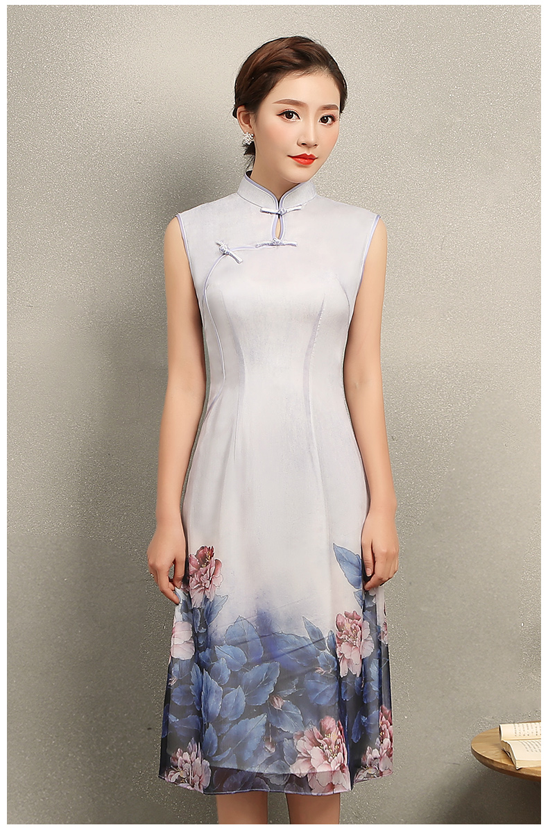 溫婉優(yōu)雅淡紫旗袍，文藝復(fù)古氣息旗袍裙