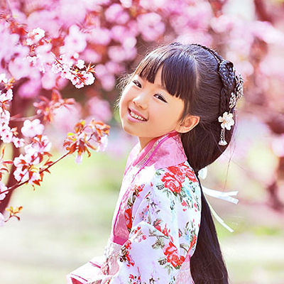 超萌粉色小花仙帶團扇女孩頭像，唯美古風真人