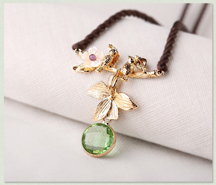 精致黃鸝鳥項鏈，清新靚麗鎖骨鏈?zhǔn)罪? src="/yuedu/d/file/bigpic/190404/04/13-1P312100245.jpg" / data-3Eoj="gl5DK6"><br / data-h7xu="eFQHOI">
	<img alt=