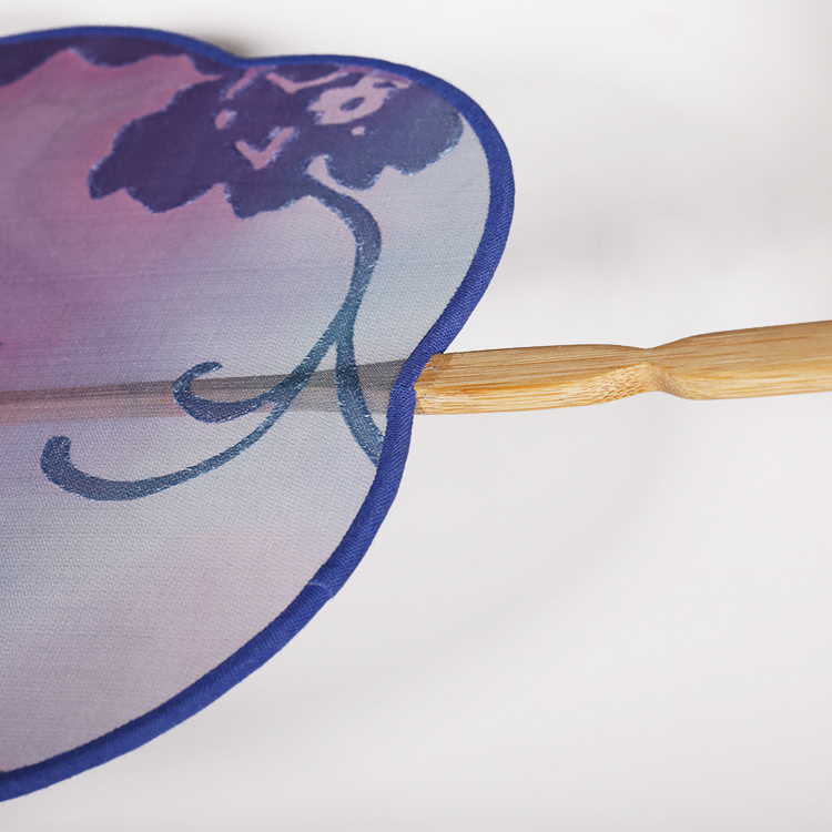 淡雅紫文藝團(tuán)扇，匠心啟航閱讀絕美古風(fēng)扇子