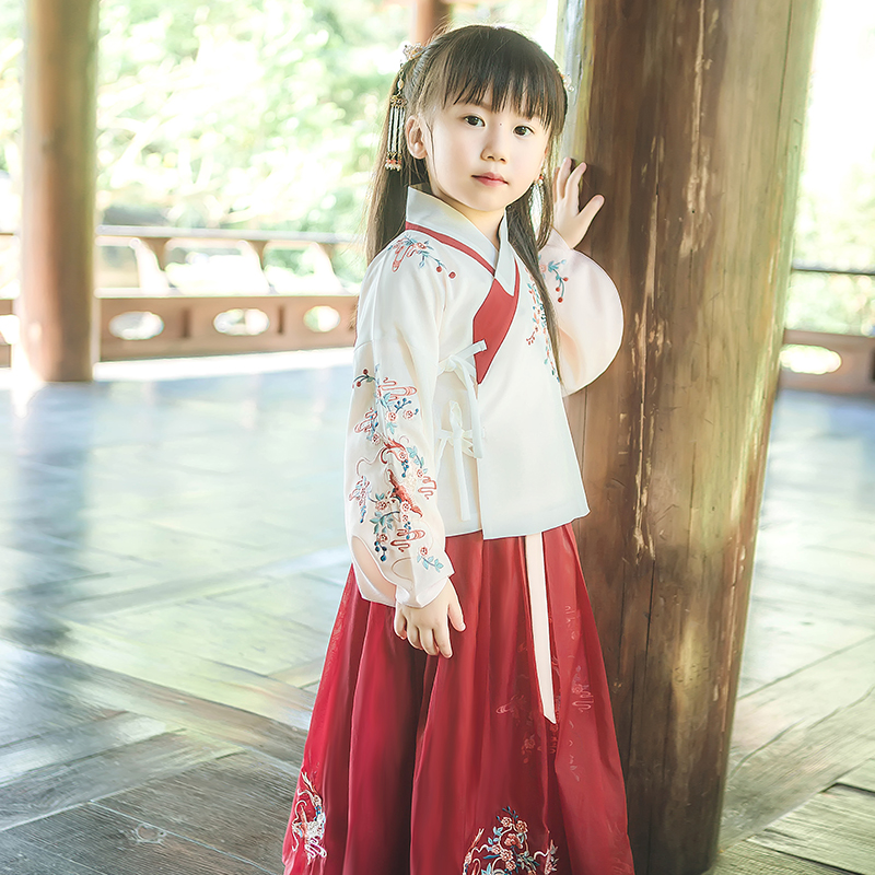 祥云花卉錦鯉刺繡漢服，清新淡雅漢服兒童裝