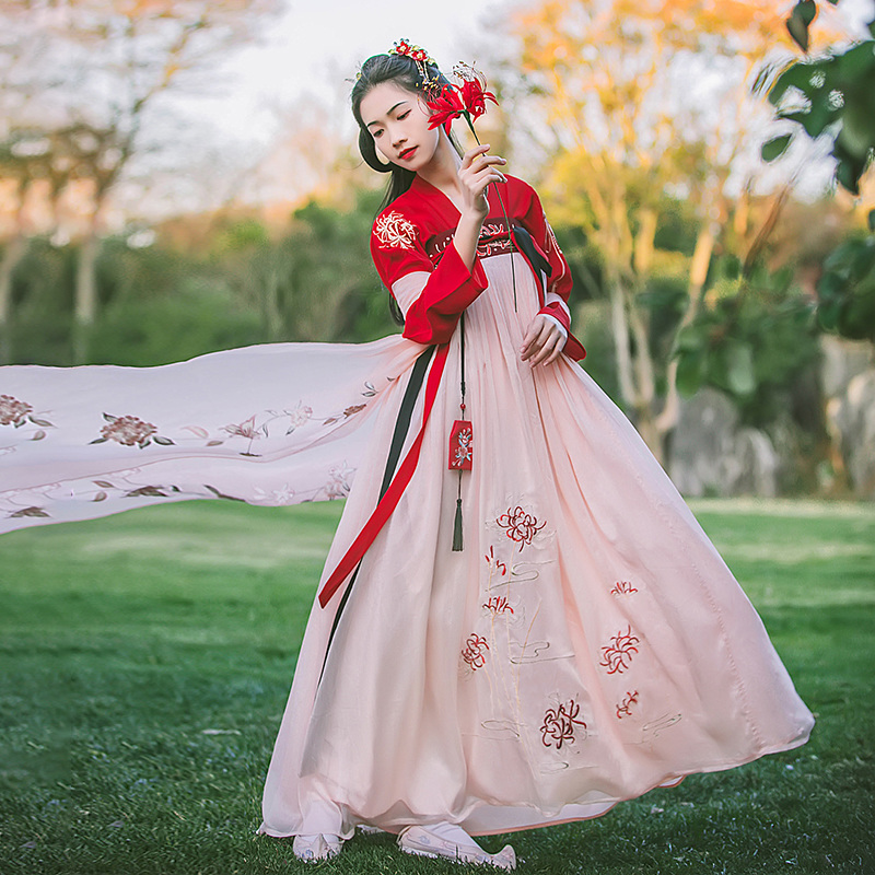 火紅彼岸花齊胸襦裙?jié)h服，日常春夏漢服圖片