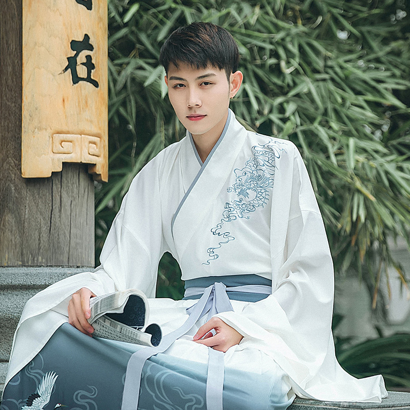 謙謙君子大袖交領(lǐng)襦裙，龍紋刺繡漢服圖片