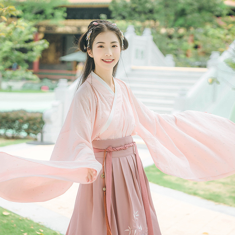 小清新粉色紫藤蘿刺繡漢服，大袖交領(lǐng)襦裙?jié)h服