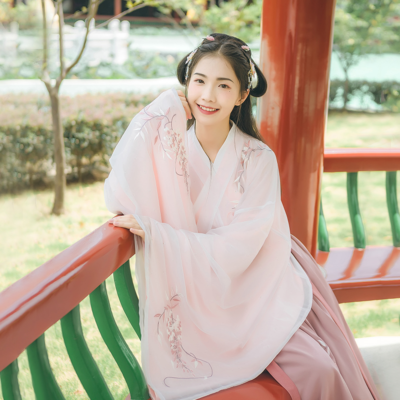 小清新粉色紫藤蘿刺繡漢服，大袖交領(lǐng)襦裙?jié)h服