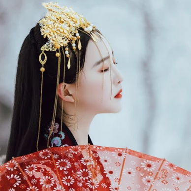 花嫁衣裳女生頭像，唯美古風(fēng)真人頭像