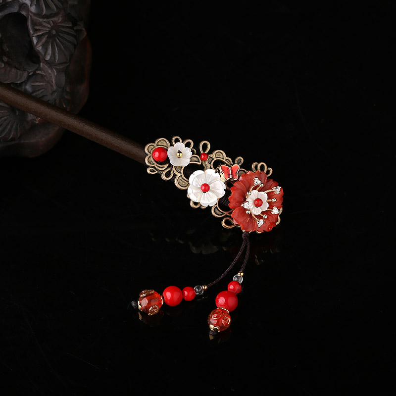 紅葉似火發(fā)簪簪子，青春活力步搖頭飾