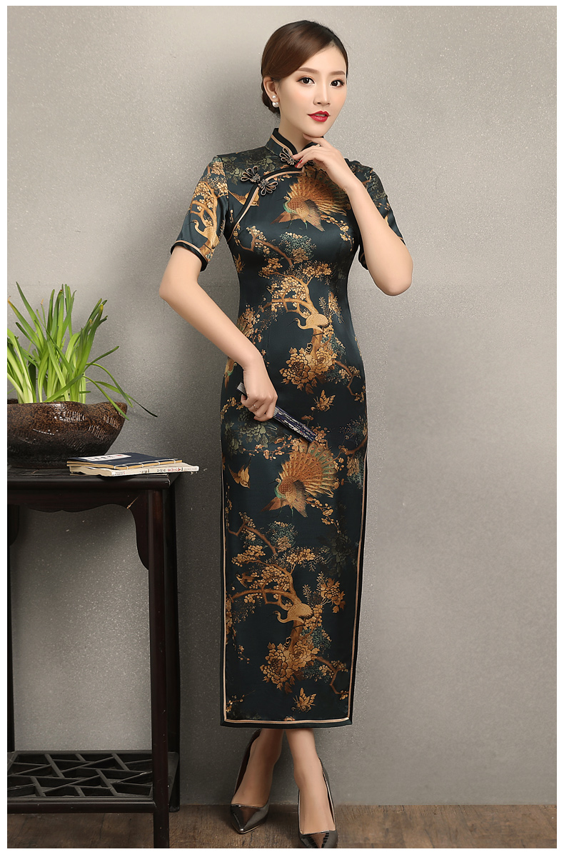 墨綠印花復(fù)古短袖旗袍，優(yōu)雅浪漫旗袍圖片