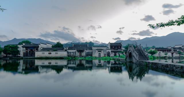 中國古鎮(zhèn)：淺析32個(gè)中國最美古鎮(zhèn)！