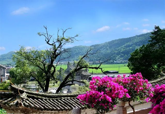 中國古鎮(zhèn)：淺析32個(gè)中國最美古鎮(zhèn)！