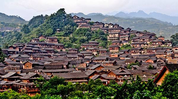 中國古鎮(zhèn)：淺析32個(gè)中國最美古鎮(zhèn)！