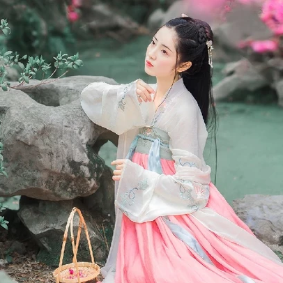 花香滿溢清新女生頭像，唯美古風(fēng)真人頭像