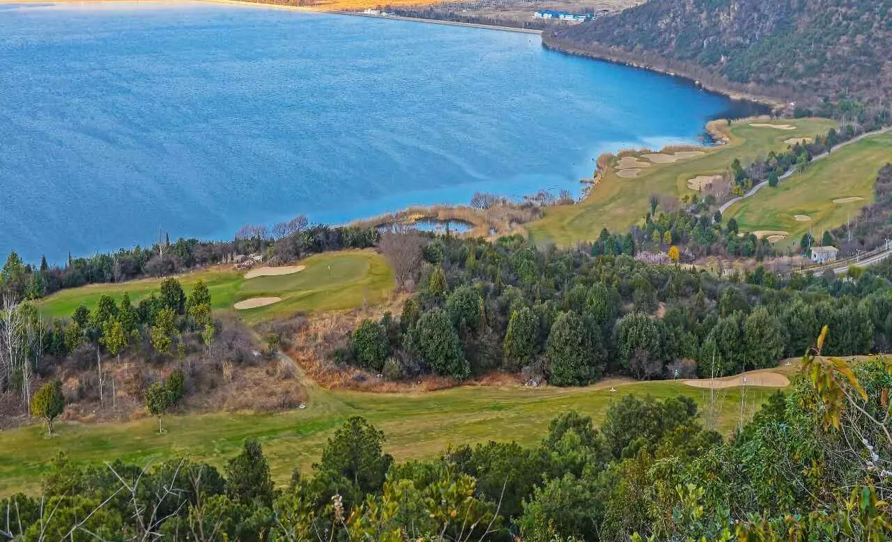 麗江·靈凈山舍，一花一木一世界！