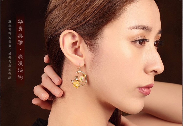 華貴典雅閃閃耳環(huán)，清新淡黃花朵耳環(huán)首飾
