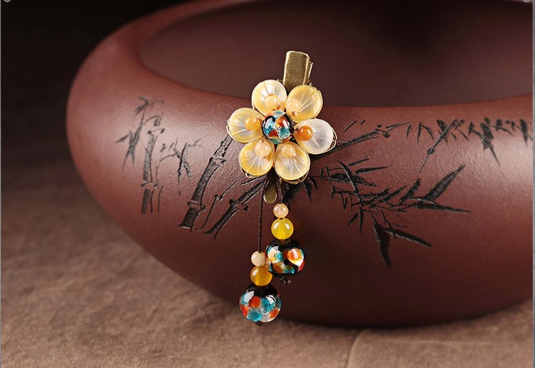 陽光花朵發(fā)夾，清新淡黃花頭飾