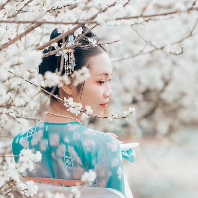 清新梨花芬芳女生頭像，唯美古風真人頭像