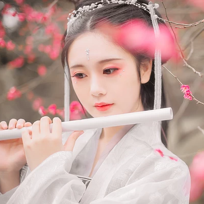 滿溢花香文藝女生頭像，唯美古風(fēng)真人頭像