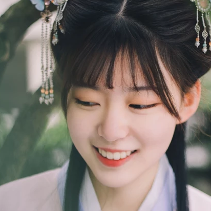 文藝淡雅女生頭像，唯美古風(fēng)真人頭像