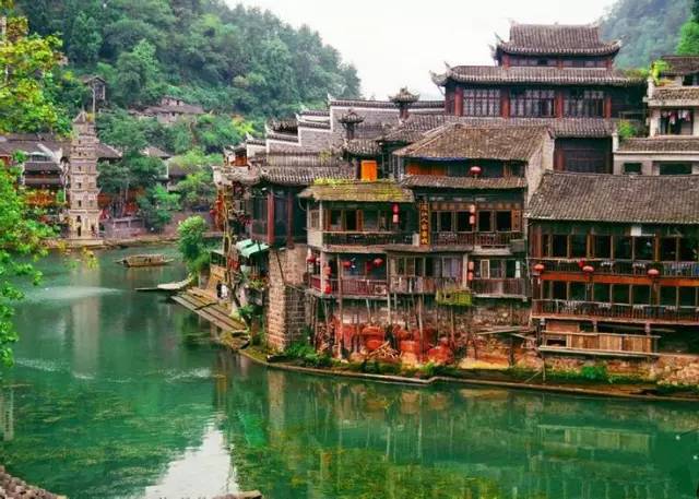 中國十大古鎮(zhèn)：體驗古色古香的古鎮(zhèn)韻味！