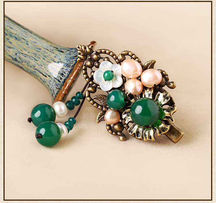 文藝復(fù)古花形朵發(fā)夾，氣質(zhì)典雅翠綠頭飾