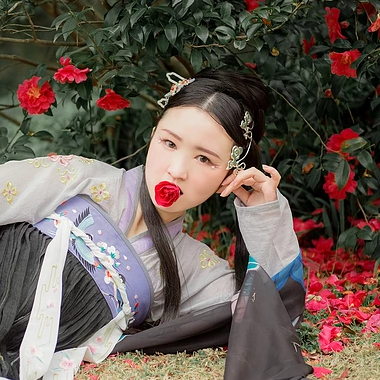 嬌艷花朵女生頭像，唯美古風(fēng)真人頭像