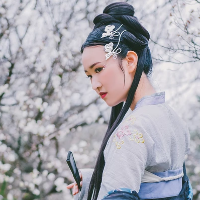 嬌艷花朵女生頭像，唯美古風(fēng)真人頭像