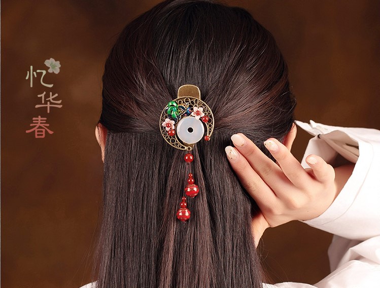 憶華春發(fā)夾：古典匠心啟航閱讀發(fā)夾頭飾