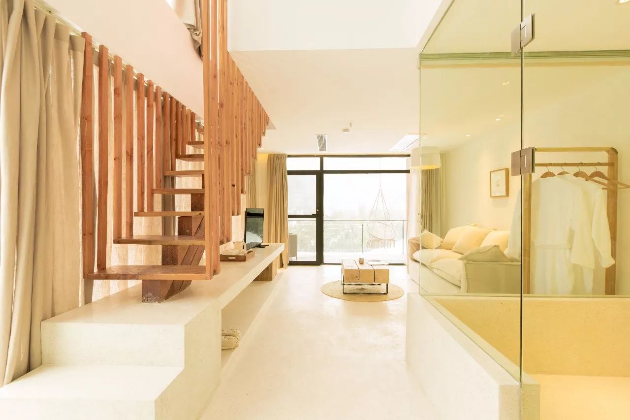 莫干山魚缸·花田美宿，旅途雖驅(qū)愁不如早還家