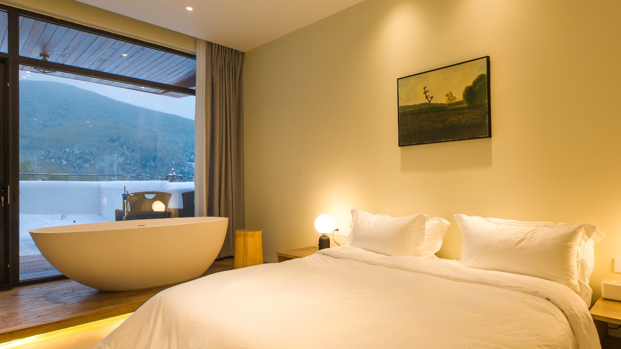 莫干山魚缸·花田美宿，旅途雖驅愁不如早還家