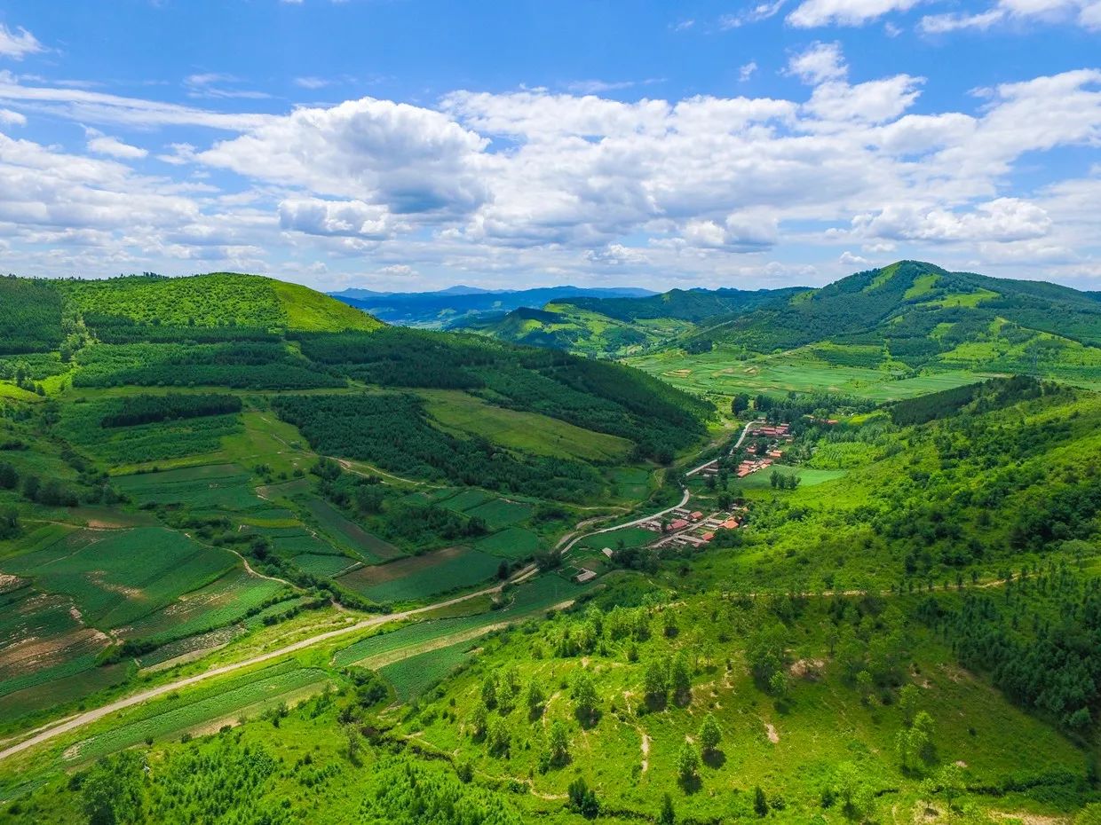 承德·衍居院上野奢度假，策馬奔騰活得瀟瀟灑灑