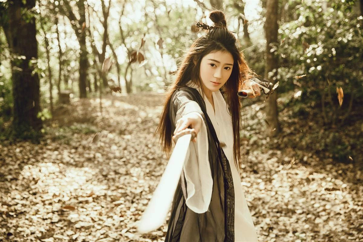 劍落秋-古裝攝影：韶華白首，不過浮生一闕