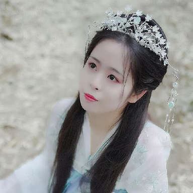 詩意琴女女生頭像，唯美古風(fēng)真人頭像