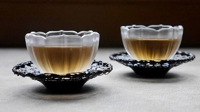 琉璃茶具美哉！淺析精致茶具設(shè)計介紹