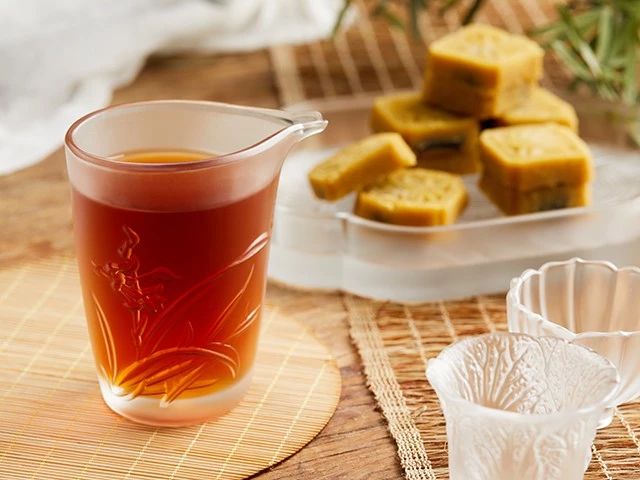 琉璃茶具美哉！淺析精致茶具設(shè)計(jì)介紹