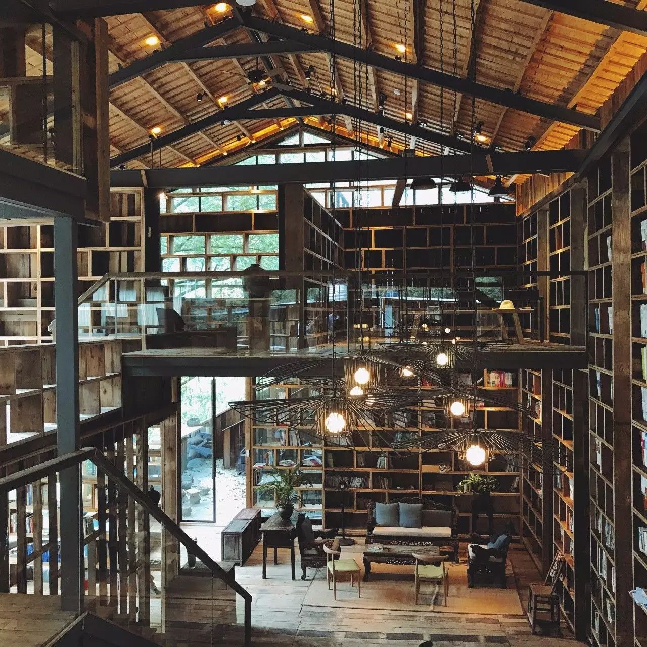 青田坐忘閣·藏書閣民宿，找回初心尋找回家的路