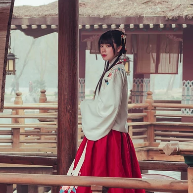 古典可愛女生頭像，唯美古風真人頭像